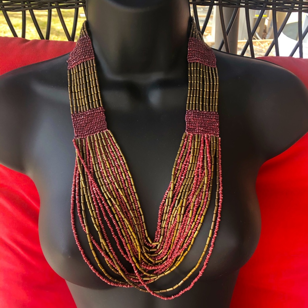 BEADED NECKLACE